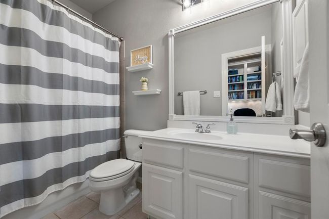 99 S Shawnee Ridge Cir, House other with 4 bedrooms, 4 bathrooms and 3 parking in The Woodlands TX | Image 32