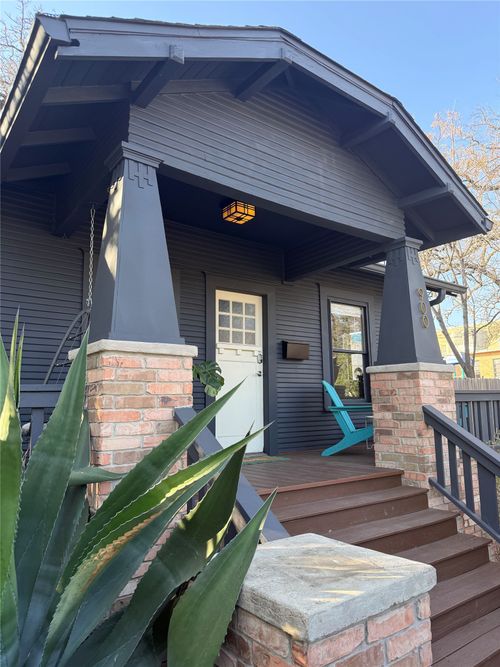 900 W Lynn St, Austin, TX, 78703-4758 | Card Image