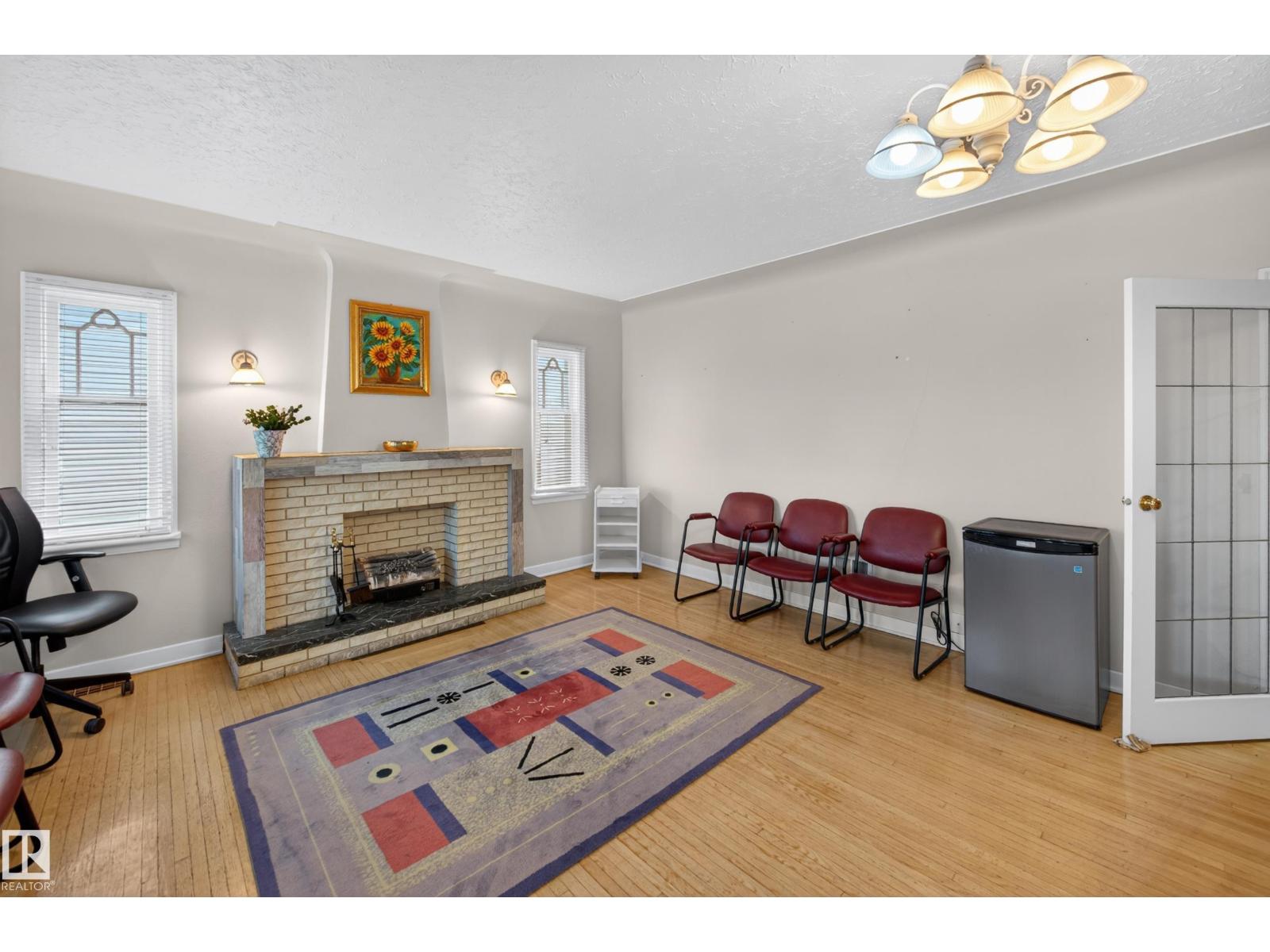 Residential in Edmonton 4