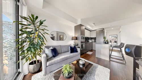 115 Blue Jays Way, Toronto, ON, M5V0N4 | Card Image