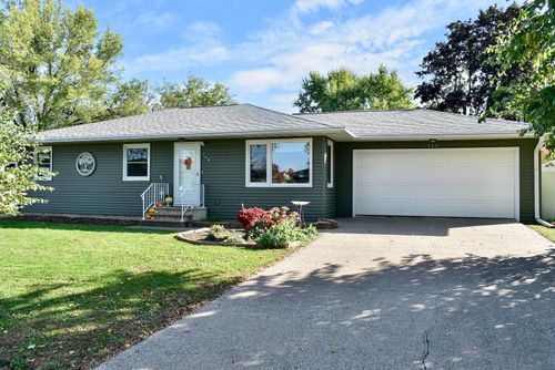 348 Emherst St, Winona, MN, 55987-2057 | Card Image