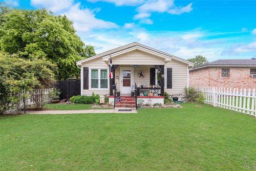 405 Pecan St, Forreston, TX, 76041 | Card Image