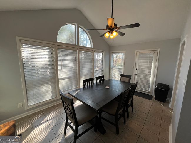 2115 Canyon Point Cir, Condo with 2 bedrooms, 2 bathrooms and null parking in Roswell GA | Image 11