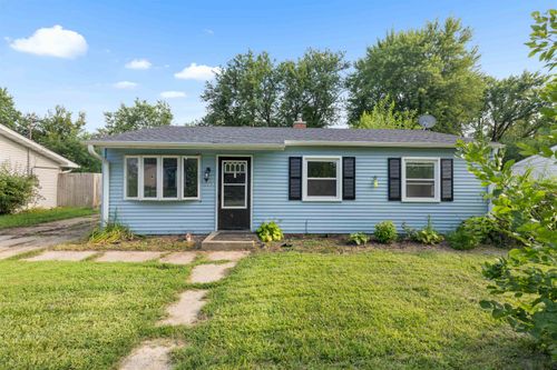 103 Gilbert Ter, Machesney Park, IL, 61115-2305 | Card Image