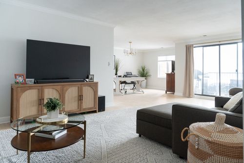 unit-1c-448 Raintree Ct, Glen Ellyn, IL, 60137-6756 | Card Image