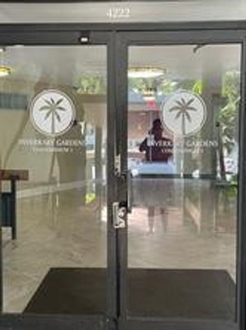 4109-4222 Inverrary Blvd, Lauderhill, FL, 33319-4162 | Card Image