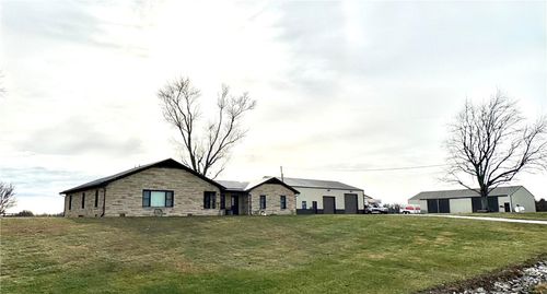 6904 E 400th Rd, Martinsville, IL, 62442-3619 | Card Image