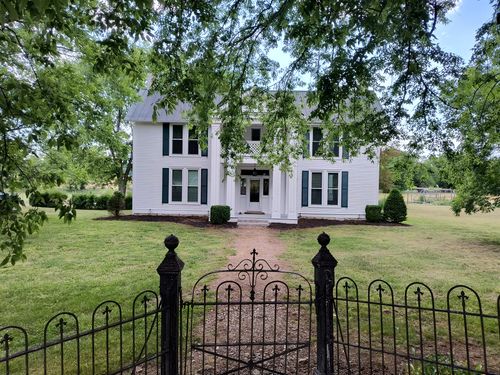 3460 Big Springs Rd, Lebanon, TN, 37090-9504 | Card Image