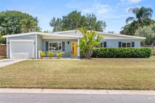 3317 Bougainvillea St, SARASOTA, FL, 34239-5704 | Card Image