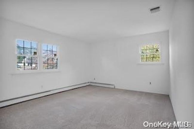 8 Barry Ln, House other with 4 bedrooms, 3 bathrooms and null parking in Syosset NY | Image 10