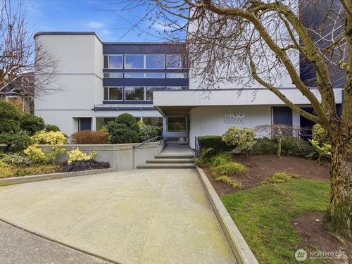 201-1400 Taylor Ave N, Seattle, WA, 98109-3365 | Card Image