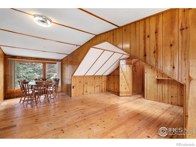 Even the garage has natural light. | Image 4