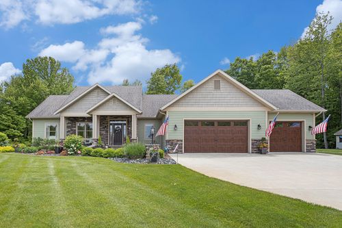 33515 28th Ave, Paw Paw, MI, 49079-9522 | Card Image