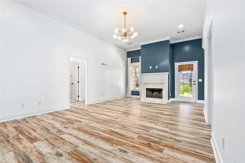 2708 Carriage House Ln, OPELIKA, AL, 36801-6268 | Card Image