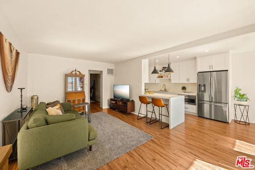 17-2621 Centinela Ave, Santa Monica, CA, 90405-3101 | Card Image