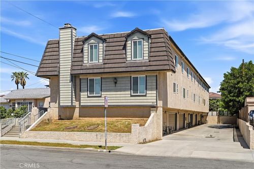 215 Hilliard Ave, Monterey Park, CA, 91754-1157 | Card Image
