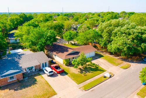 4578 Bonanza Ln, Dallas, TX, 75211-7710 | Card Image