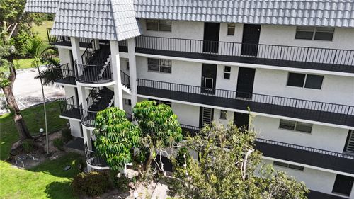 203-3360 Spanish Moss Ter, Lauderhill, FL, 33319-5063 | Card Image