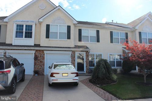 30 Leighton Dr, Mount Laurel, NJ, 08054-6418 | Card Image