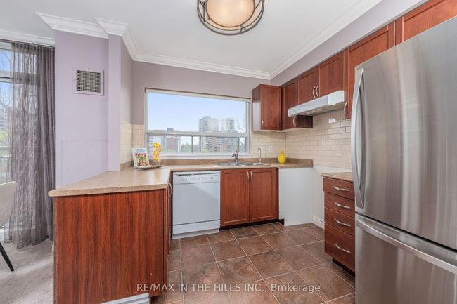 404 - 50 Port St E, Condo with 2 bedrooms, 2 bathrooms and null parking in Mississauga ON | Image 18