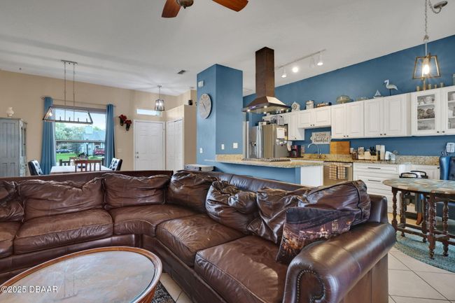 Living Room | Image 13