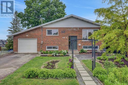 101 Park Avenue, Carleton Place, ON, K7C2H4 | Card Image