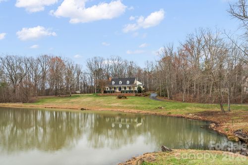 7902 Southerland Dr, Browns Summit, NC, 27214-9564 | Card Image