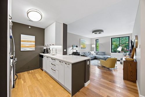 3a-8 Vanderbilt Ave, Brooklyn, NY, 11205-1187 | Card Image