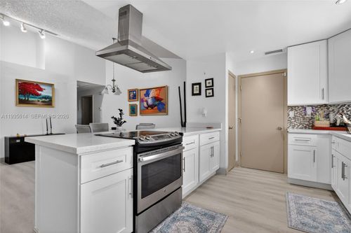 0-5571 Nw 188th St, Miami Gardens, FL, 33055-2337 | Card Image