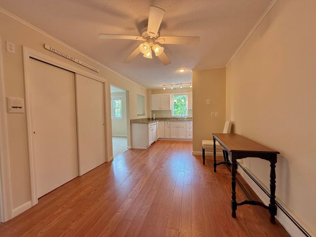 Dining/Open Area | Image 7