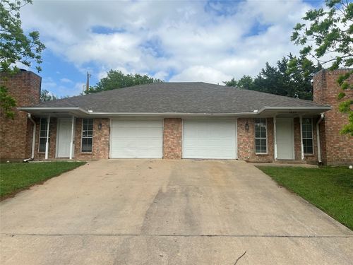 1811 Park Pl, Sherman, TX, 75092-3340 | Card Image