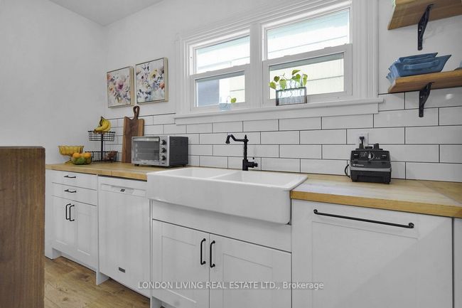 718 William St, House other with 3 bedrooms, 1 bathrooms and 3 parking in London ON | Image 18