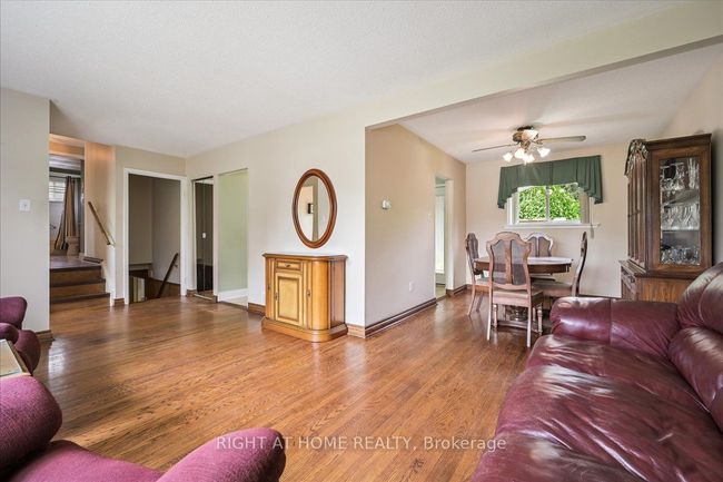 12 Eldon Crt, House other with 3 bedrooms, 2 bathrooms and 4 parking in Brampton ON | Image 9