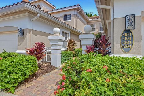 103-3965 Deer Crossing Ct, NAPLES, FL, 34114-6405 | Card Image