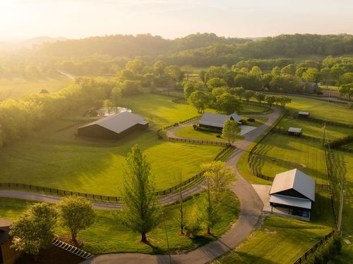 3636 Bear Creek Rd, Thompsons Station, TN, 37179-9739 | Card Image