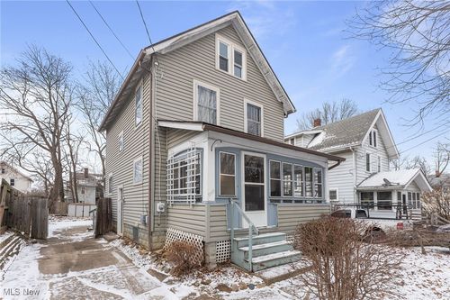 2240 12th St Sw, Akron, OH, 44314-2028 | Card Image