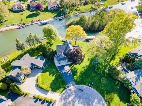 1157 Arbroak Ct, Lake Orion, MI, 48362-2580 | Card Image