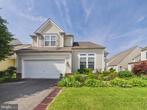 13507 Jeb Stuart Sq, CENTREVILLE, VA, 20120-2626 | Card Image