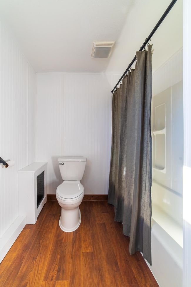 Upper level Bathroom | Image 52