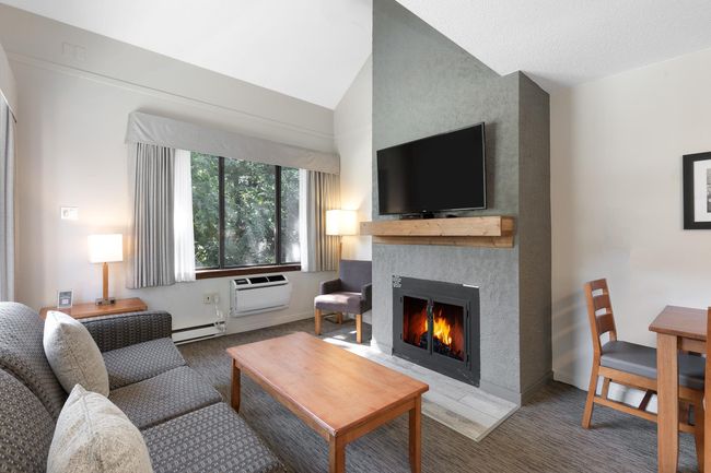 256 - 4429 Sundial Place, Condo with 0 bedrooms, 1 bathrooms and null parking in Whistler BC | Image 3