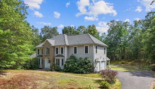 13 Moose Hollow Rd, Litchfield, NH, 03052-1097 | Card Image