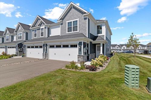 1801 Arbor Ln, Carver, MN, 55315-5512 | Card Image