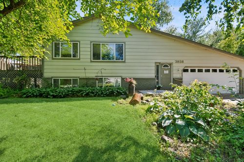 3938 191st Ave Ne, East Bethel, MN, 55092-9539 | Card Image