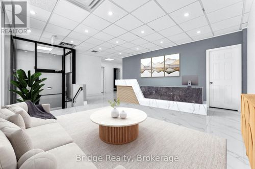 290 Dundas St, Woodstock, ON, N4S1B2 | Card Image