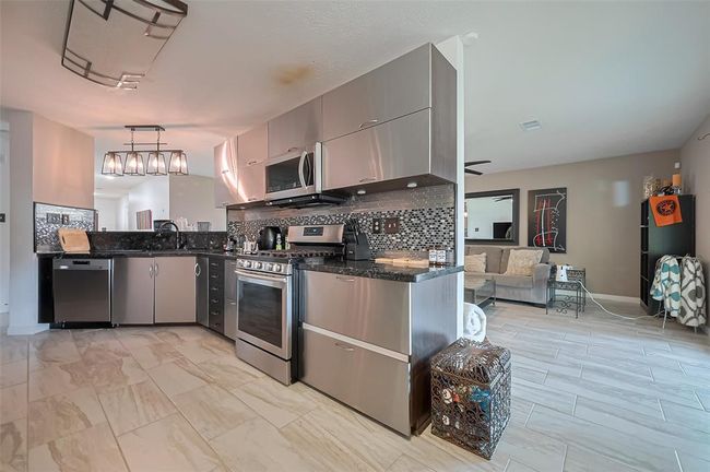28903 Raestone St, House other with 3 bedrooms, 2 bathrooms and 2 parking in Spring TX | Image 29