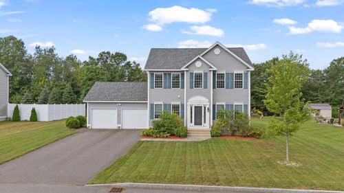 37 Windswept Rd, Manchester, NH, 03109-5437 | Card Image