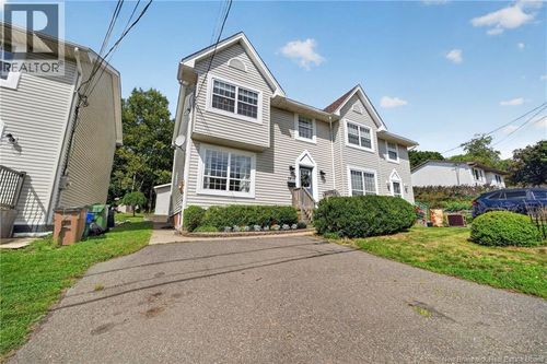 16 Parkwood Ave, Saint John, NB, E2K5L8 | Card Image