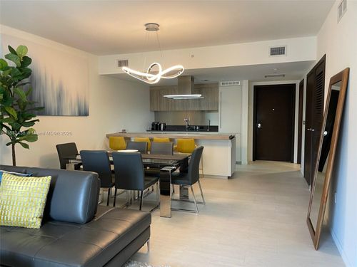 unit-3114-1000 Brickell Plz, Miami, FL, 33131-3857 | Card Image
