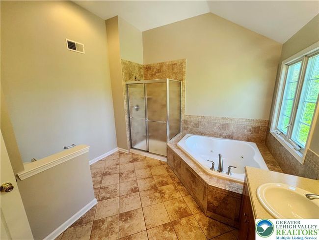 4620 Graystone Dr, House other with 4 bedrooms, 4 bathrooms and null parking in NAZARETH PA | Image 20
