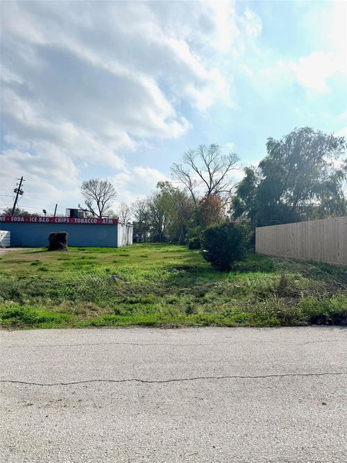 0 Stassen St, Houston, TX, 77051 | Card Image